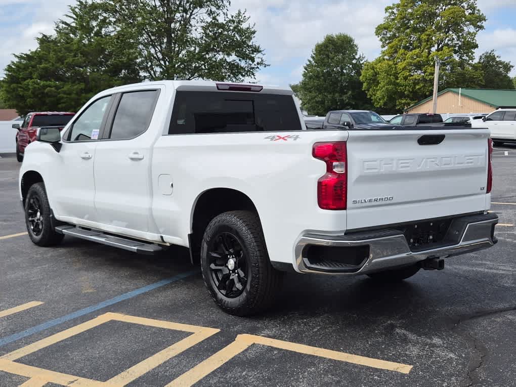 Used 2023 Chevrolet Silverado 1500 LT w/ Leather Package AWD/4WD image 5