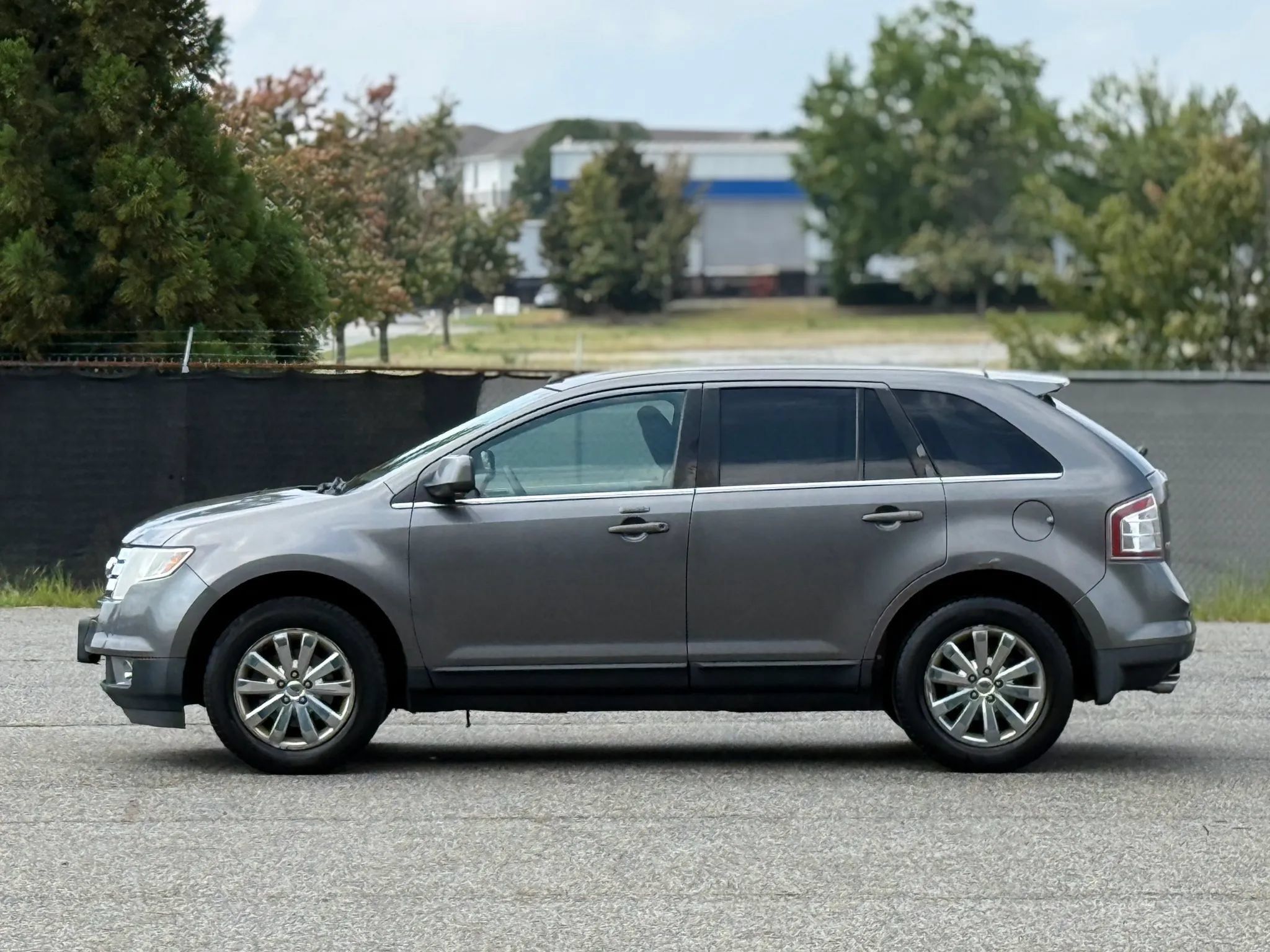 Used 2010 Ford Edge Limited AWD/4WD image 8