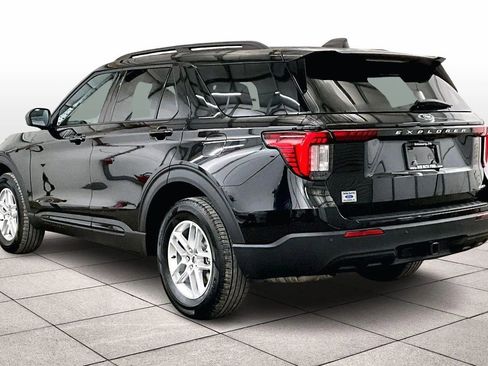 New 2026 Ford Explorer Active image 10
