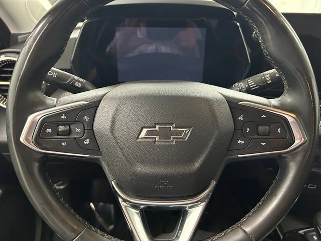Used 2025 Chevrolet Trax ACTIV FWD image 18