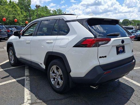 Certified 2023 Toyota RAV4 XLE w/ Convenience Package AWD/4WD image 3
