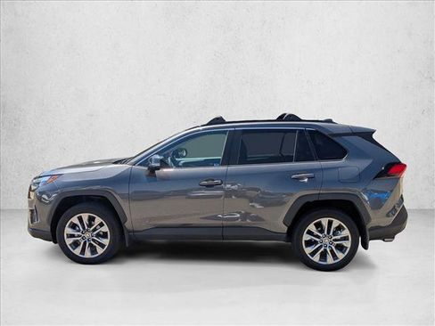 Used 2023 Toyota RAV4 XLE Premium AWD/4WD image 9