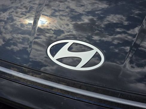 Used 2025 Hyundai Sonata SEL FWD image 2