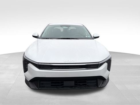 New 2025 Kia K4 LXS image 8