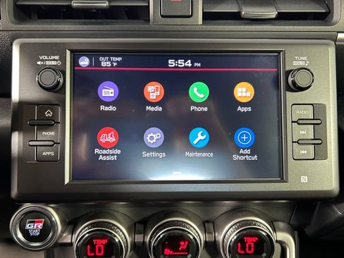 Used 2025 Toyota GR86 Premium w/ Performance Package RWD image 15