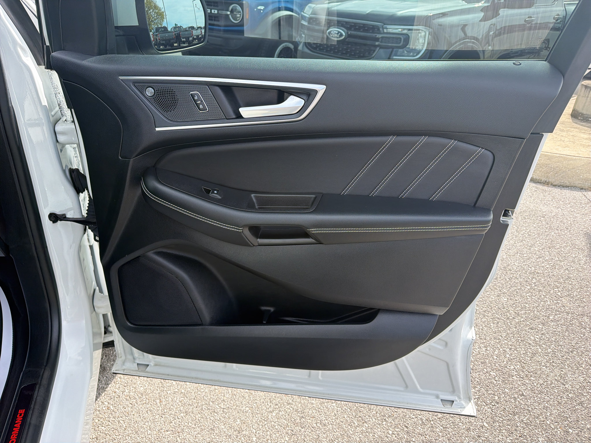 Certified 2023 Ford Edge ST AWD/4WD image 21