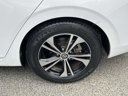 Used 2023 Nissan Sentra SV image 12