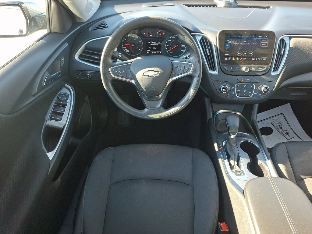 Used 2025 Chevrolet Malibu LT FWD image 21