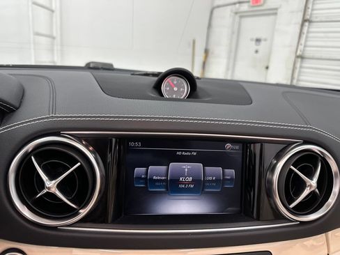 Certified 2017 Mercedes-Benz SL 550 image 20