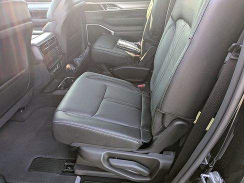 New 2026 Jeep Grand Wagoneer Limited image 23