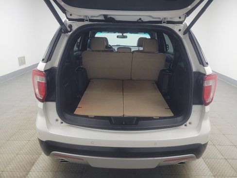 Used 2017 Ford Explorer Limited AWD/4WD image 29