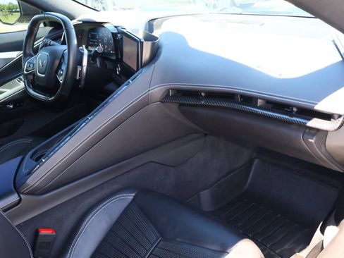 Used 2023 Chevrolet Corvette Stingray Preferred Cpe w/ Z51 Performance Package image 16