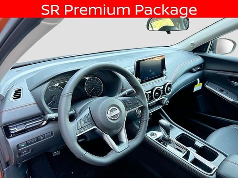 Used 2025 Nissan Sentra SR w/ SR Premium Package FWD image 9