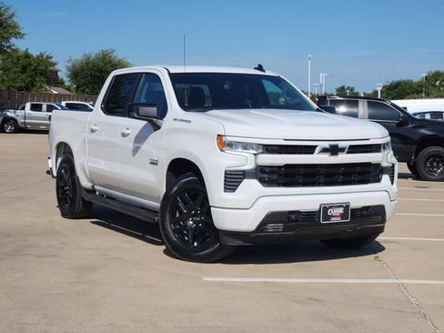 Used 2023 Chevrolet Silverado 1500 RST RWD image 2