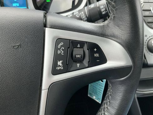 Used 2017 Chevrolet Equinox LT w/ Convenience Package image 31