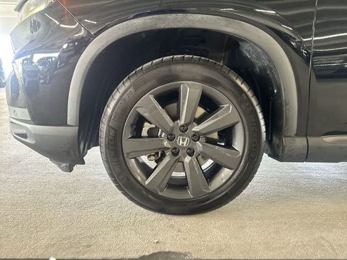 Used 2023 Honda Pilot Sport image 10