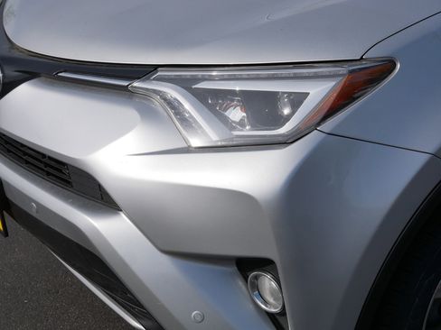 Used 2016 Toyota RAV4 Limited w/ Advanced Technology Package AWD/4WD image 16
