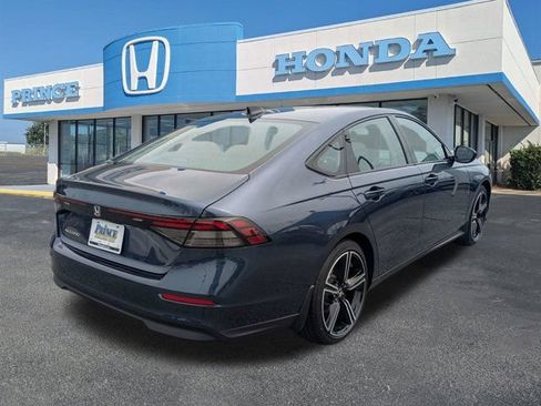 New 2026 Honda Accord SE image 3