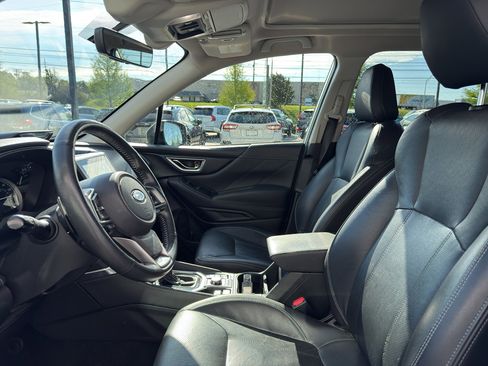 Used 2019 Subaru Forester Touring w/ Popular Package #3 AWD/4WD image 9