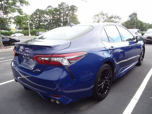 Used 2024 Toyota Camry XSE FWD image 5