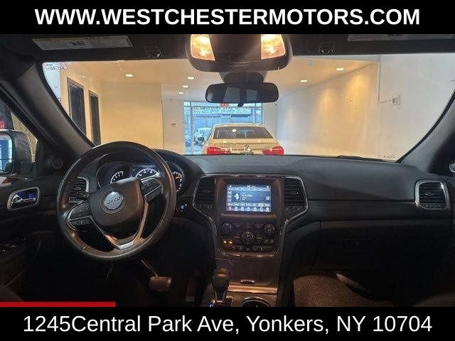Used 2021 Jeep Grand Cherokee Laredo AWD/4WD image 21
