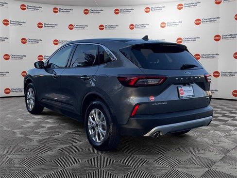 Used 2023 Ford Escape Active image 3
