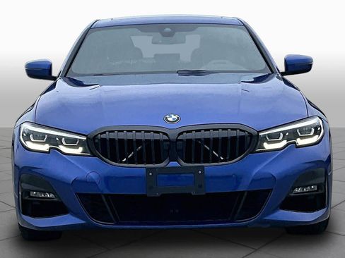 Used 2020 BMW 330i Sedan w/ M Sport Package RWD image 3