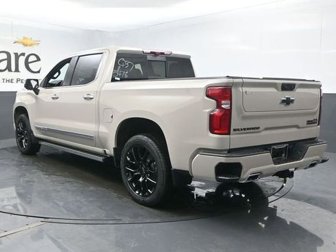 New 2026 Chevrolet Silverado 1500 High Country AWD/4WD image 14