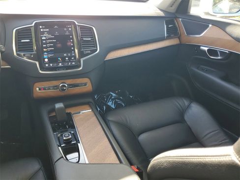 Certified 2023 Volvo XC90 B6 Plus w/ Protection Package image 15