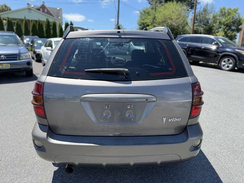 Used 2008 Pontiac Vibe w/ Preferred Package FWD image 6