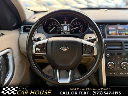 Used 2017 Land Rover Discovery Sport HSE image 24