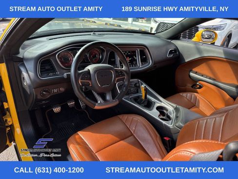 Used 2017 Dodge Challenger SRT Hellcat image 19