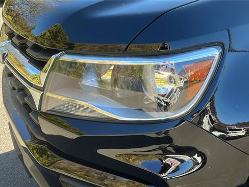 Used 2021 Chevrolet Colorado W/T w/ WT Convenience Package image 7