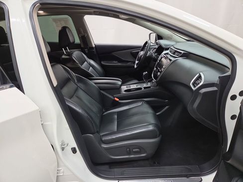 Used 2020 Nissan Murano SL w/ Moonroof Package AWD/4WD image 12