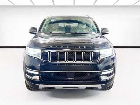 Used 2022 Jeep Wagoneer Series II RWD image 2