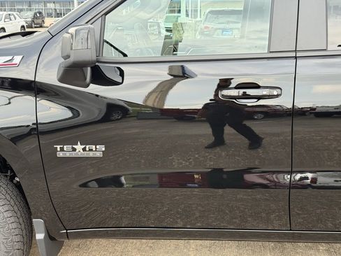 New 2026 Chevrolet Silverado 1500 RST w/ Z71 Off-Road Package image 23