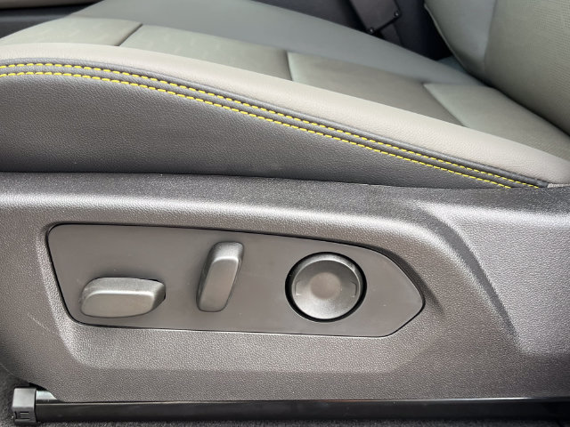 New 2026 Chevrolet Colorado ZR2 AWD/4WD image 13
