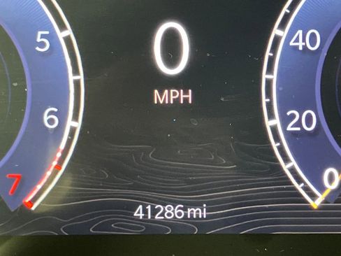 Used 2023 Jeep Grand Cherokee L Limited w/ Black Appearance Package image 21