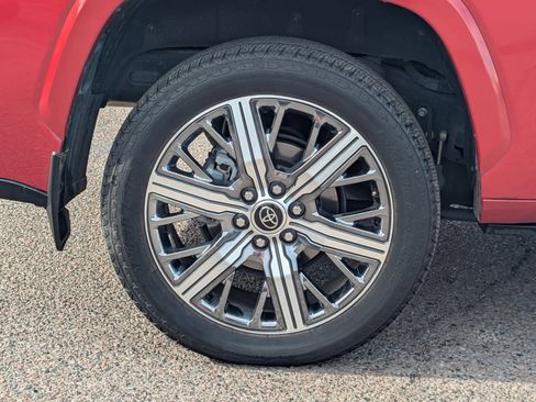 Used 2024 Toyota Sequoia Capstone image 10