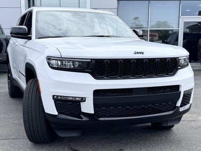 New 2025 Jeep Grand Cherokee L Limited w/ Black Appearance Package