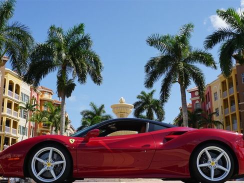 Used 2019 Ferrari 488 GTB RWD image 31