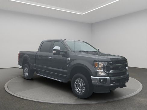 Used 2020 Ford F350 XLT w/ XLT Premium Package AWD/4WD image 8