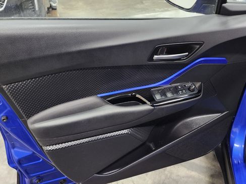 Used 2022 Toyota C-HR XLE image 20