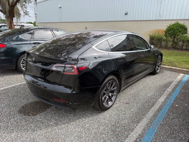 Used 2018 Tesla Model 3 Long Range RWD image 3