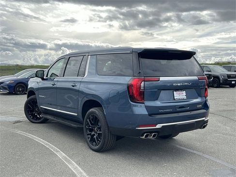 New 2026 GMC Yukon XL Denali image 5