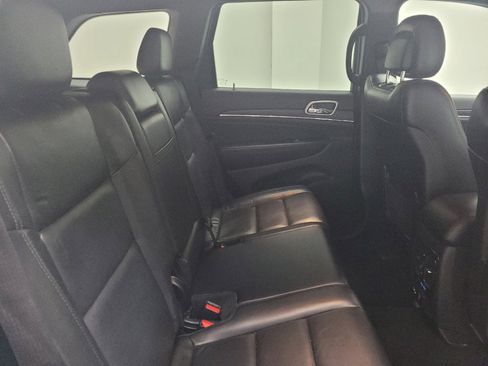 Used 2019 Jeep Grand Cherokee Limited AWD/4WD image 19