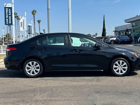 Used 2023 Toyota Corolla LE FWD image 3