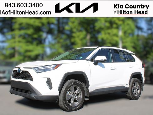 Used 2024 Toyota RAV4 XLE image 1