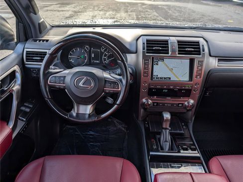 Used 2021 Lexus GX 460 Premium image 18