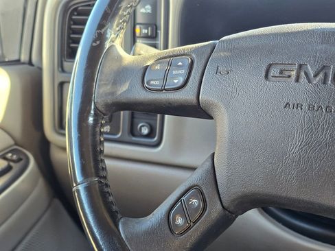 Used 2005 GMC Sierra 2500 SLT w/ Heavy-Duty Power Package image 33